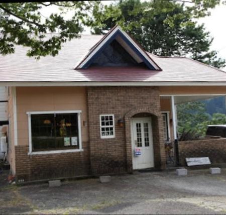 Guesthouse Unila Hakusan Buitenkant foto